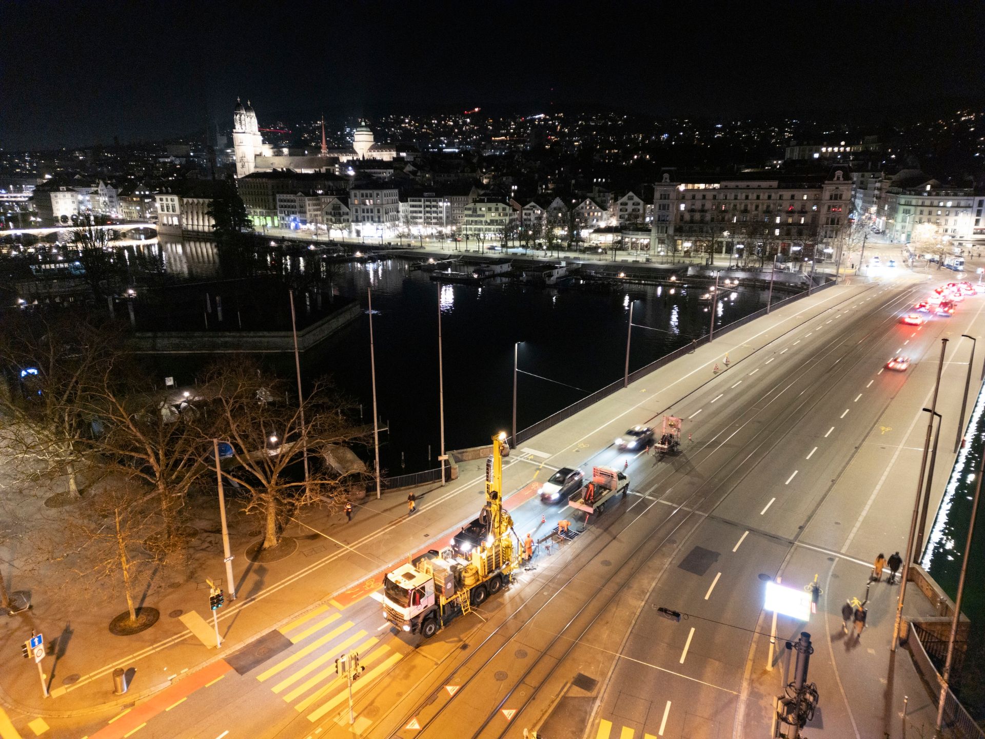 Nachtbaustelle auf der Quaibrücke, Zürich