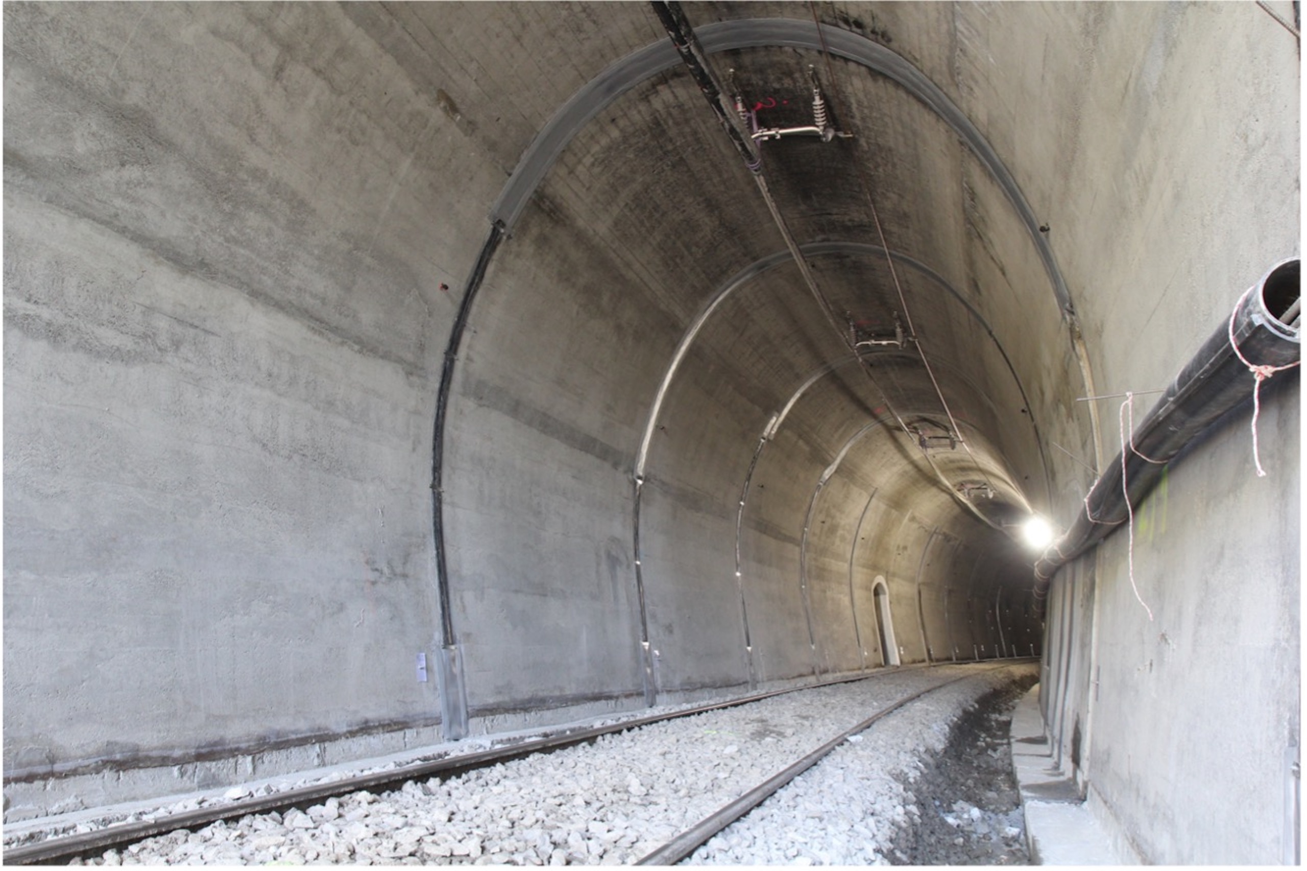 Tunnel Gattikon nach der Gewölbesanierung